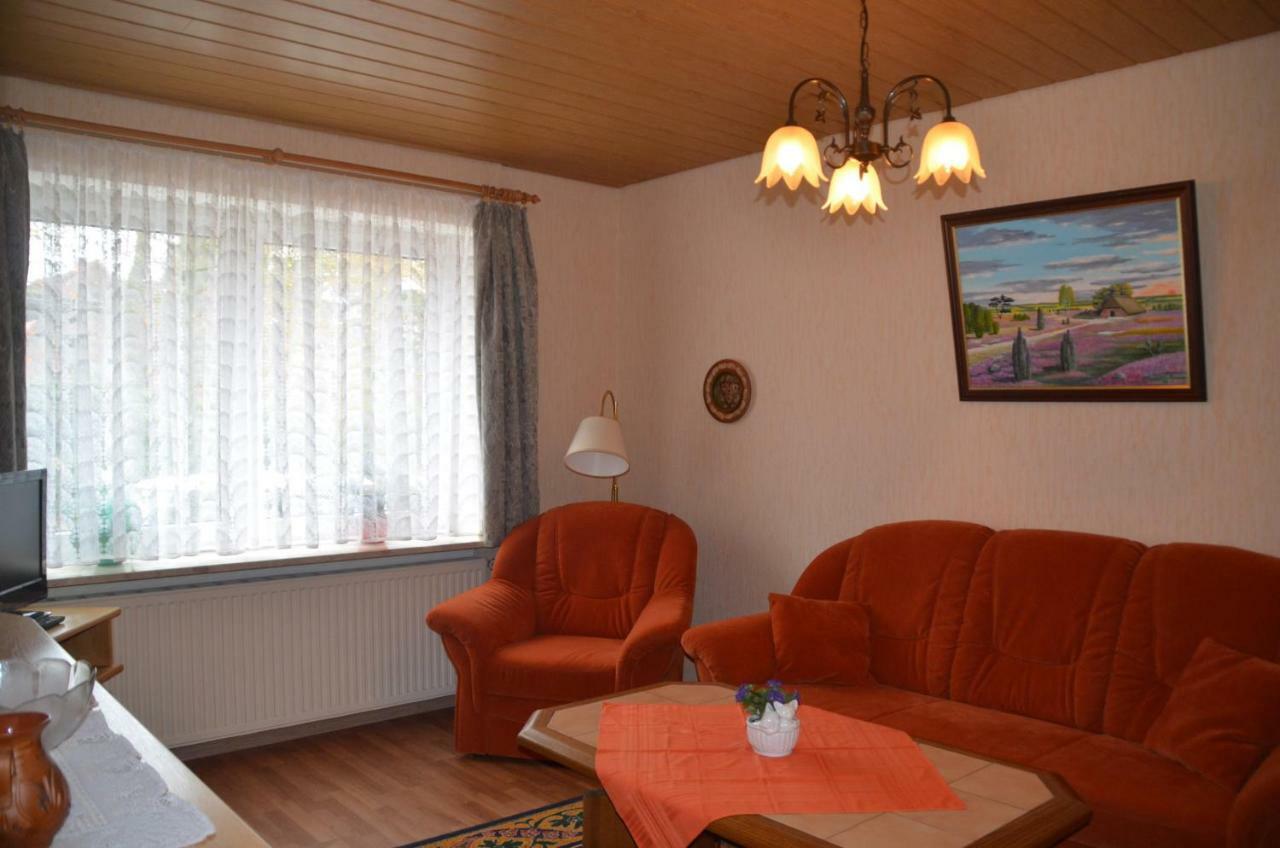 Ferienwohnungen Eichenhof Schneverdingen Exteriör bild